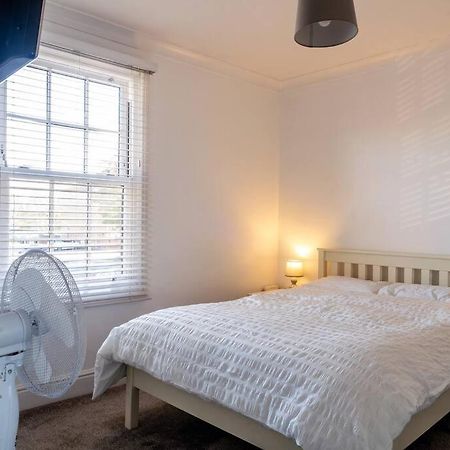 No6 - Beverley - Elegant Townhouse - Central Location Bagian luar foto