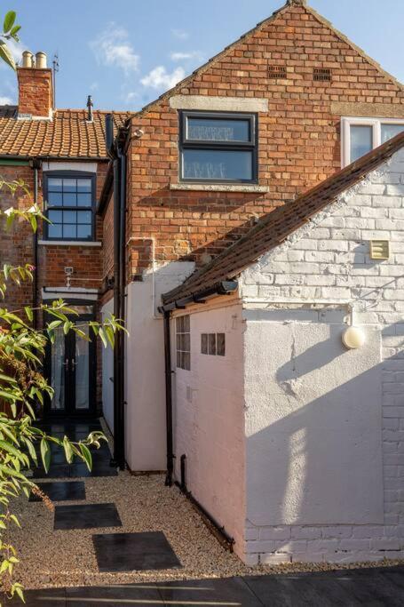 No6 - Beverley - Elegant Townhouse - Central Location Bagian luar foto