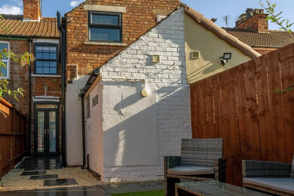 No6 - Beverley - Elegant Townhouse - Central Location Bagian luar foto