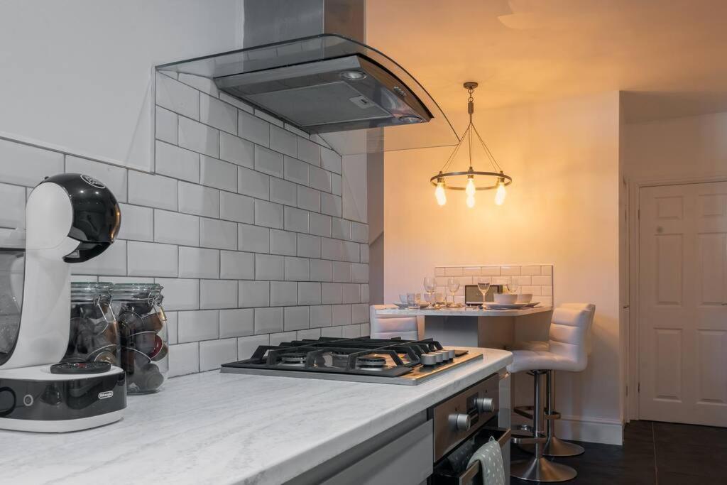 No6 - Beverley - Elegant Townhouse - Central Location Bagian luar foto