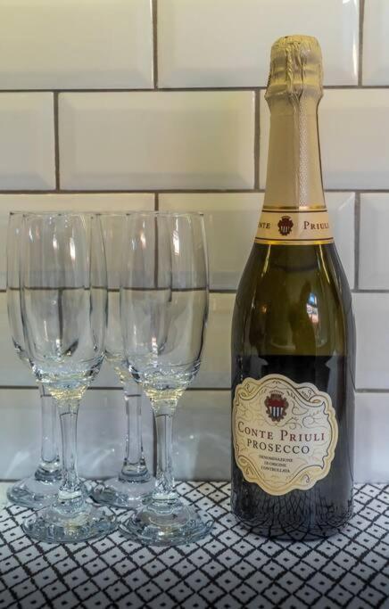 No6 - Beverley - Elegant Townhouse - Central Location Bagian luar foto