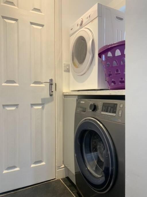 No6 - Beverley - Elegant Townhouse - Central Location Bagian luar foto